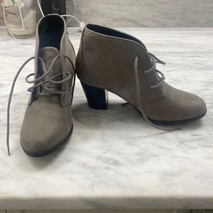 Y not Booties size6.5